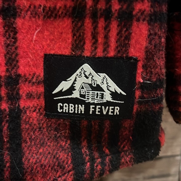 Cabin Fever Shacket - Picture 2 of 4